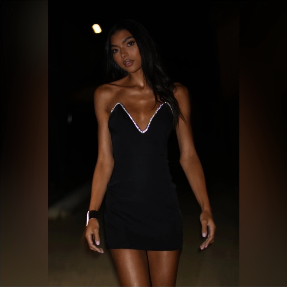 💎 🆕🔥 NWT MESHKI ‘Madi' Suiting Mini Dress With Diamante Rope - Black SMALL - Picture 2 of 16